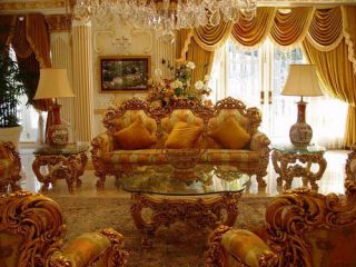 Empire - strict luxury interior