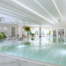 Piscine dans un style moderne