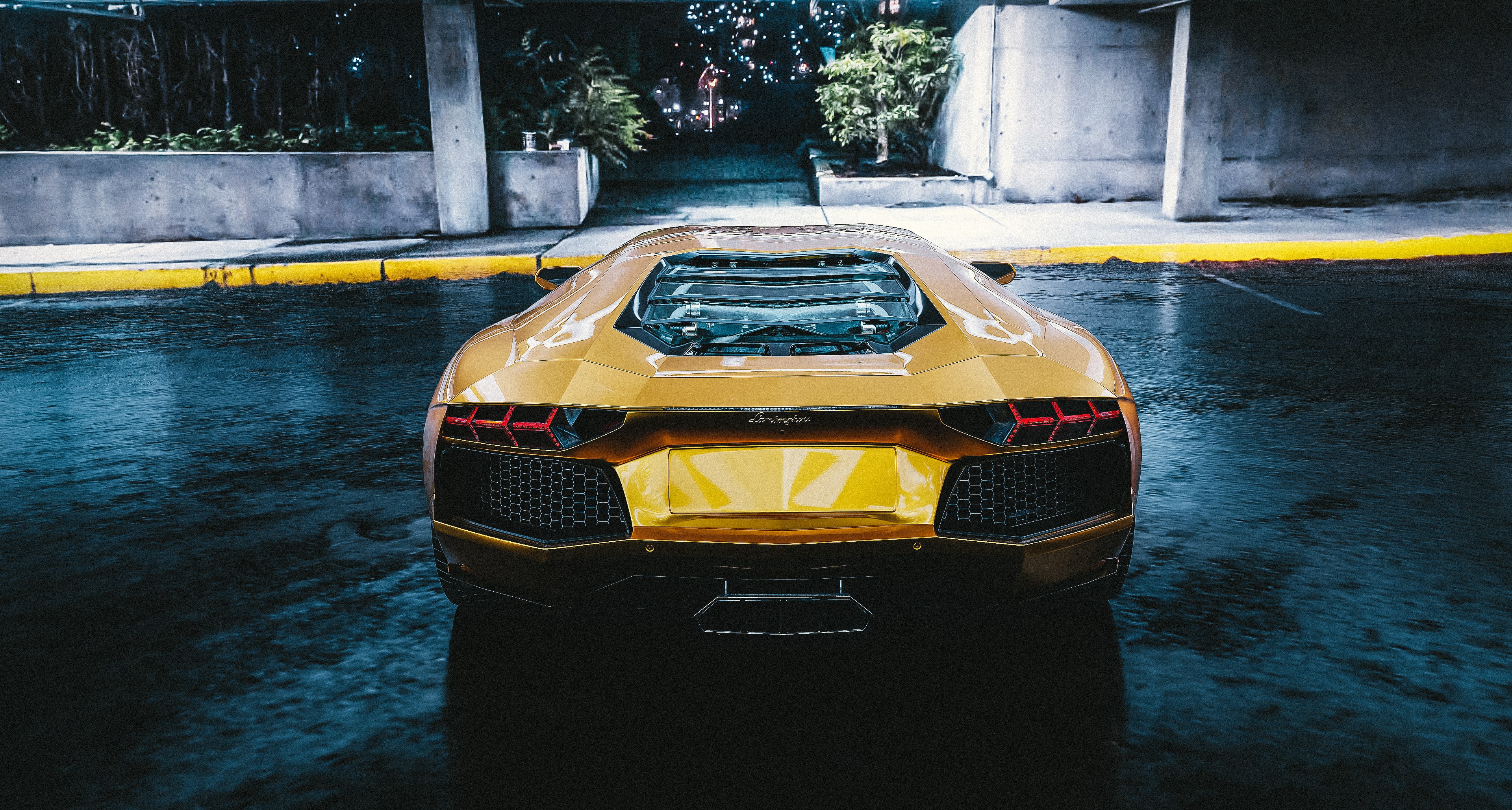 Lamborghini Aventador in Blender cycles render Bild