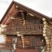 Salle de bain. Cabane en bois rond