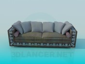 Sofa mit ornament