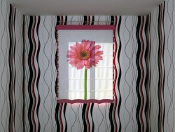 Roman Shade avec impression grande fleur