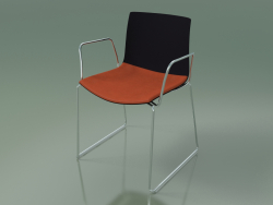 Silla 0452 (en un tobogán con reposabrazos, con una almohada en el asiento, polipropileno PO00109)