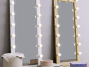 Floor make-up mirror