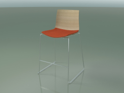 Tabouret de bar 0304 (sur un traîneau, avec un oreiller sur le siège, chêne blanchi)