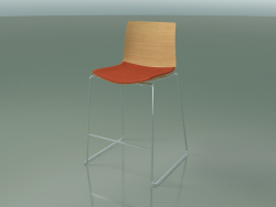 Tabouret de bar 0304 (sur un traîneau, avec un oreiller sur le siège, chêne naturel)