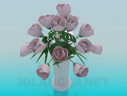Vaso con rose rosa