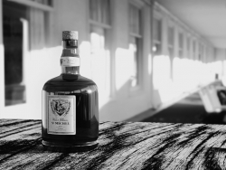 Une bouteille de bon rhum