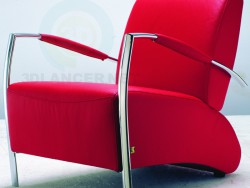 Chaise rouge