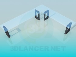 Table d’angle étroit avec plateau de verre